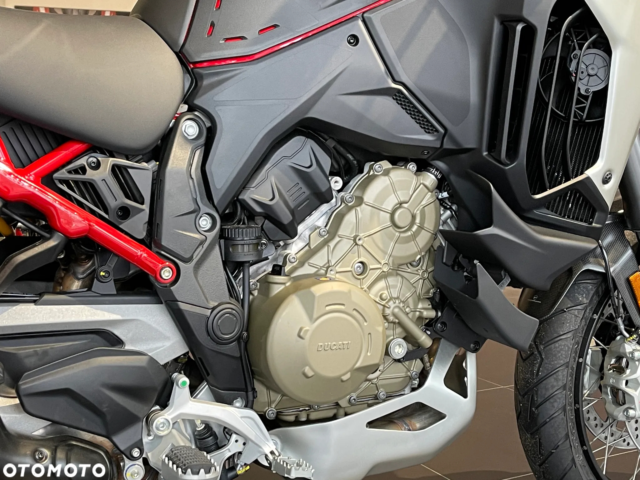 Ducati Multistrada - 5