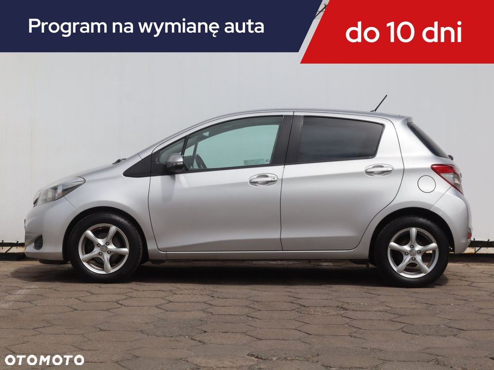Toyota Yaris - 4