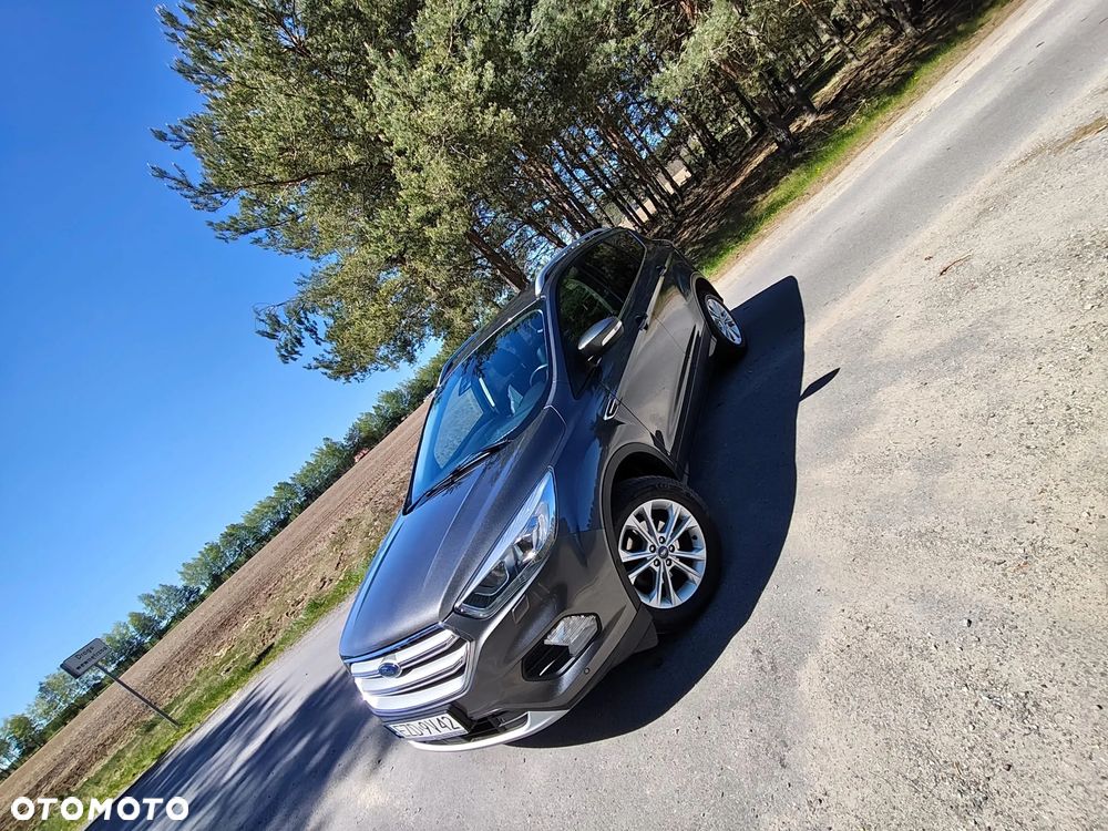 Ford Kuga - 2