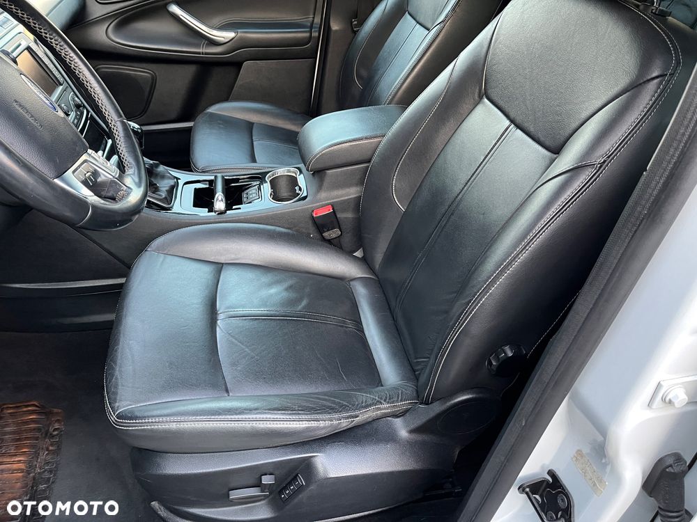 Ford S-Max 2.0 TDCi DPF Titanium - 8