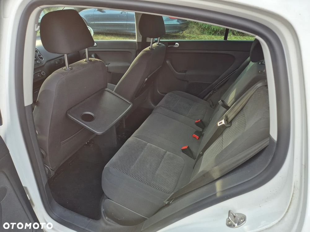 Volkswagen Golf Plus 1.6 TDI DPF Comfortline - 29