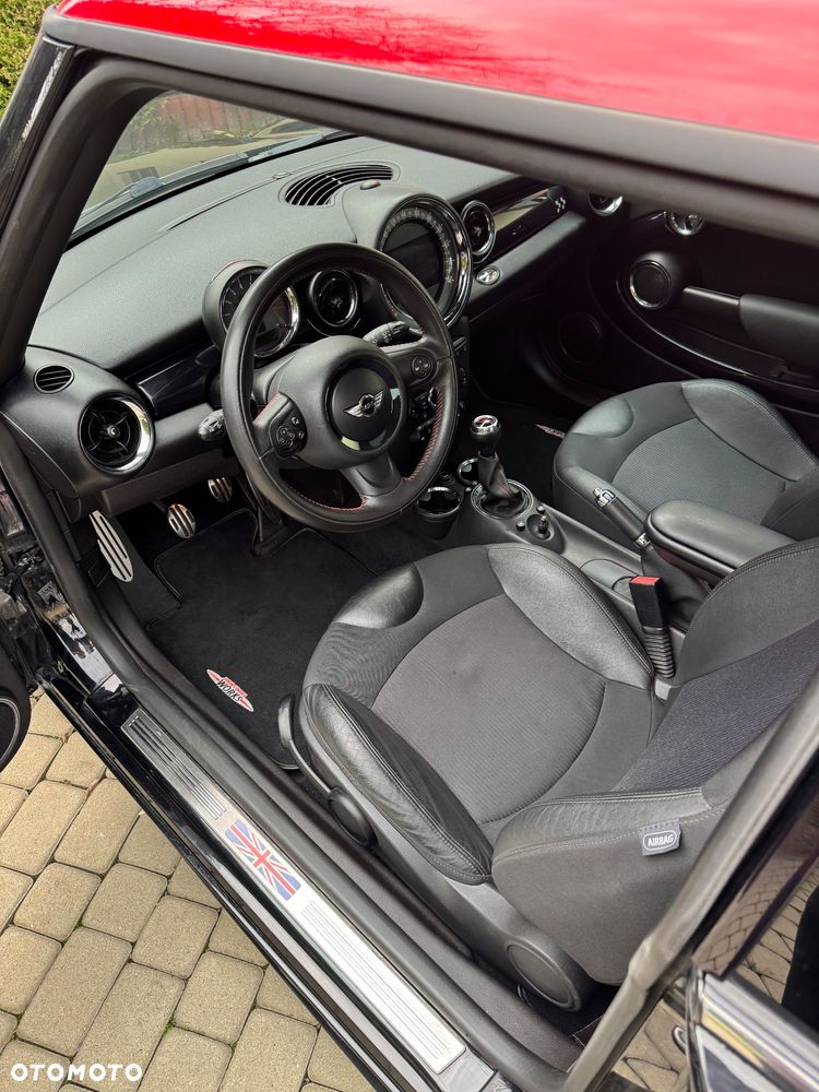 MINI John Cooper Works Standard - 13