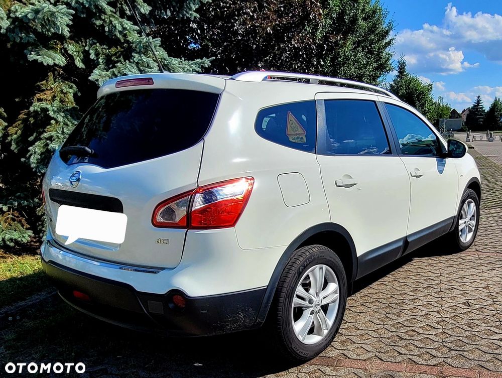 Nissan Qashqai+2 - 4