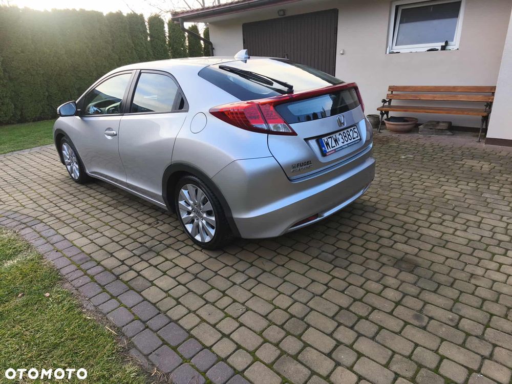 Honda Civic 1.8 S - 6