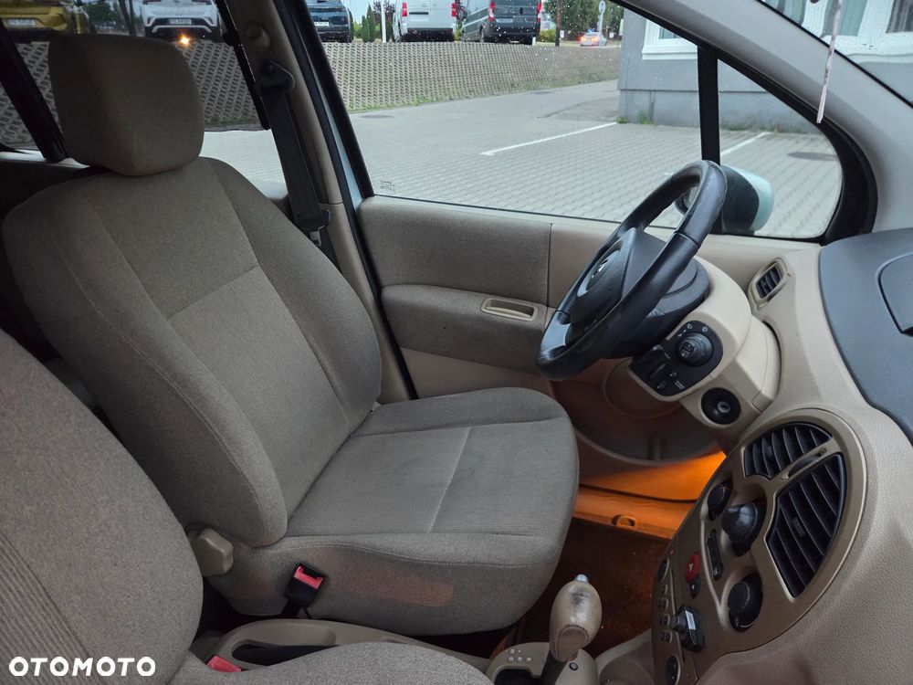 Renault Modus - 22