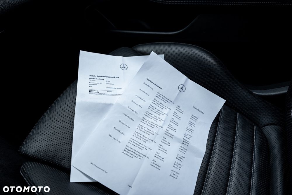 Mercedes-Benz Klasa C 300 9G-TRONIC AMG Line - 38