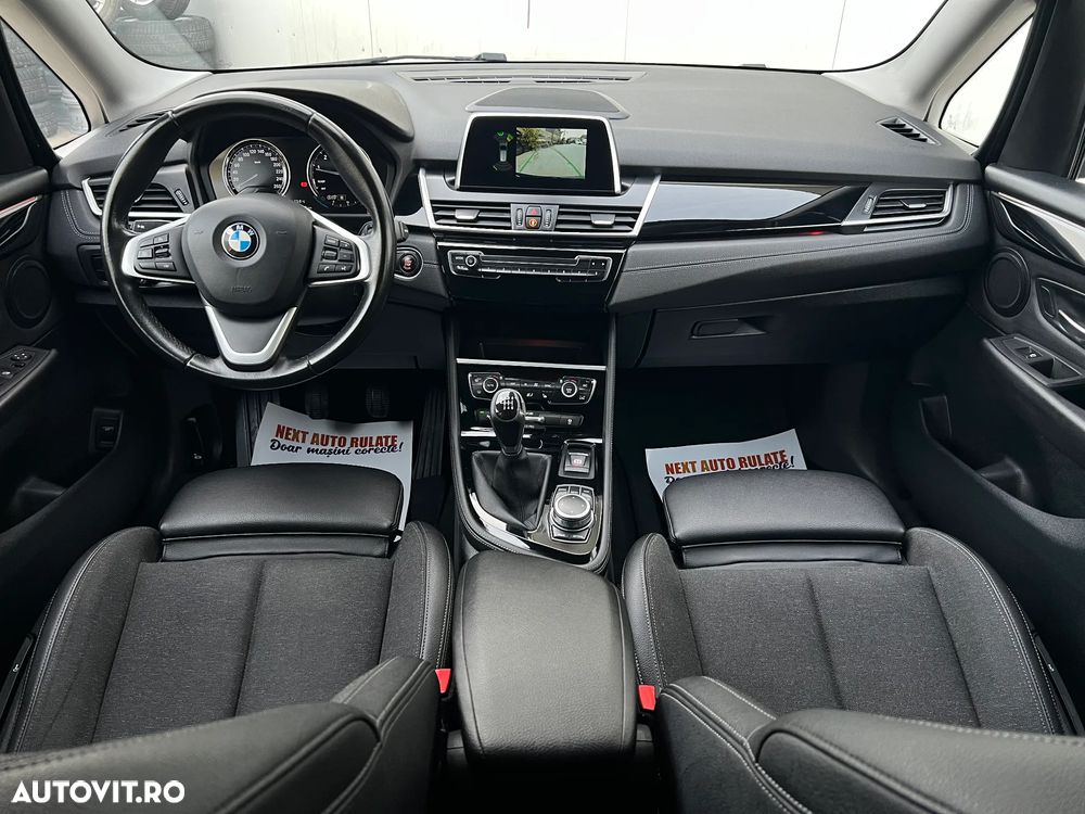 BMW Seria 2 216i Standard - 9
