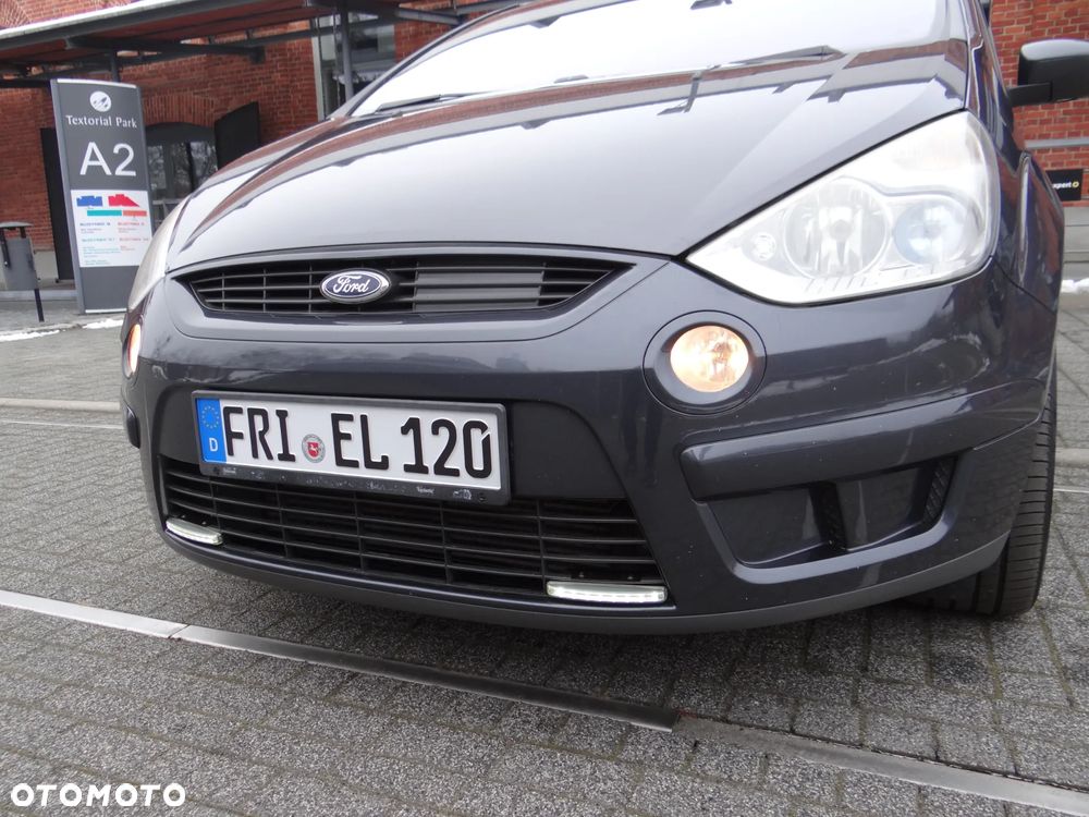 Ford S-Max 2.0 TDCi Titanium - 17