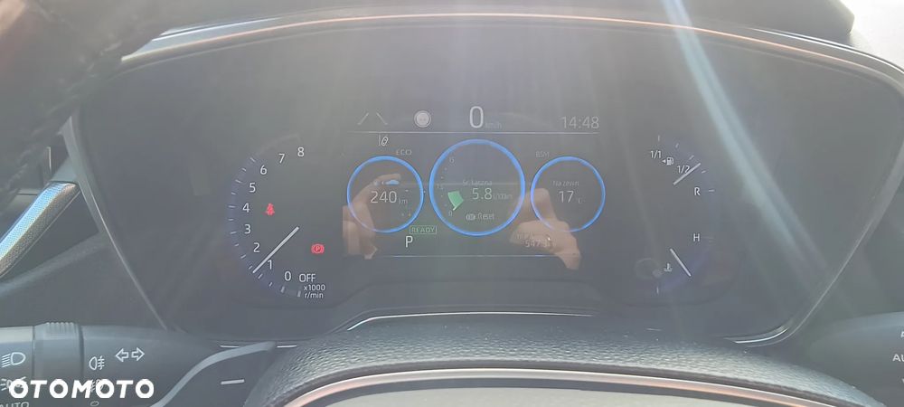 Toyota Corolla 2.0 Hybrid Executive - 19