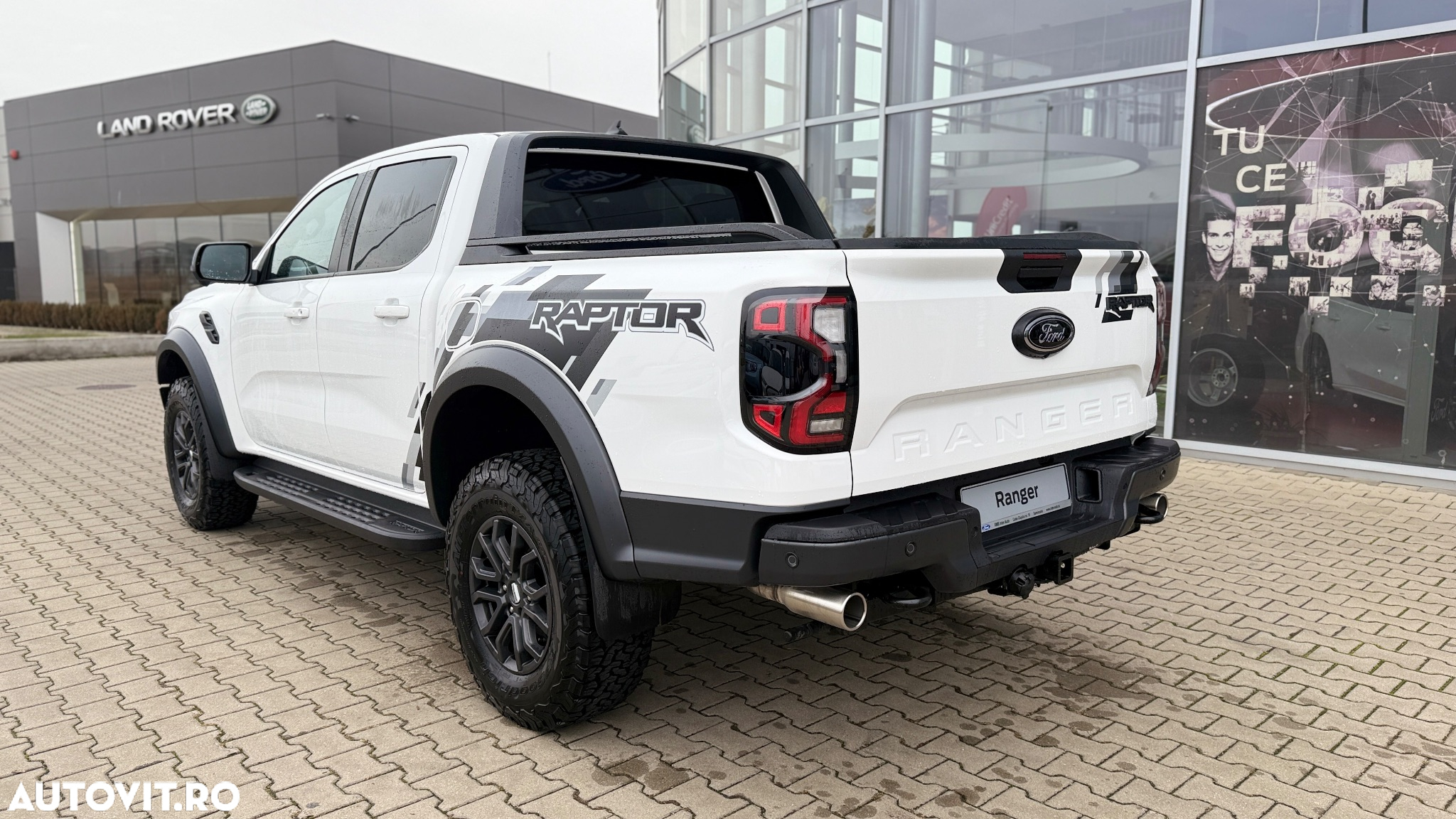 Ford Ranger Pick-Up 3.0 EcoBoost 288 CP 4x4 Cabina Dubla Raptor Aut. - 9