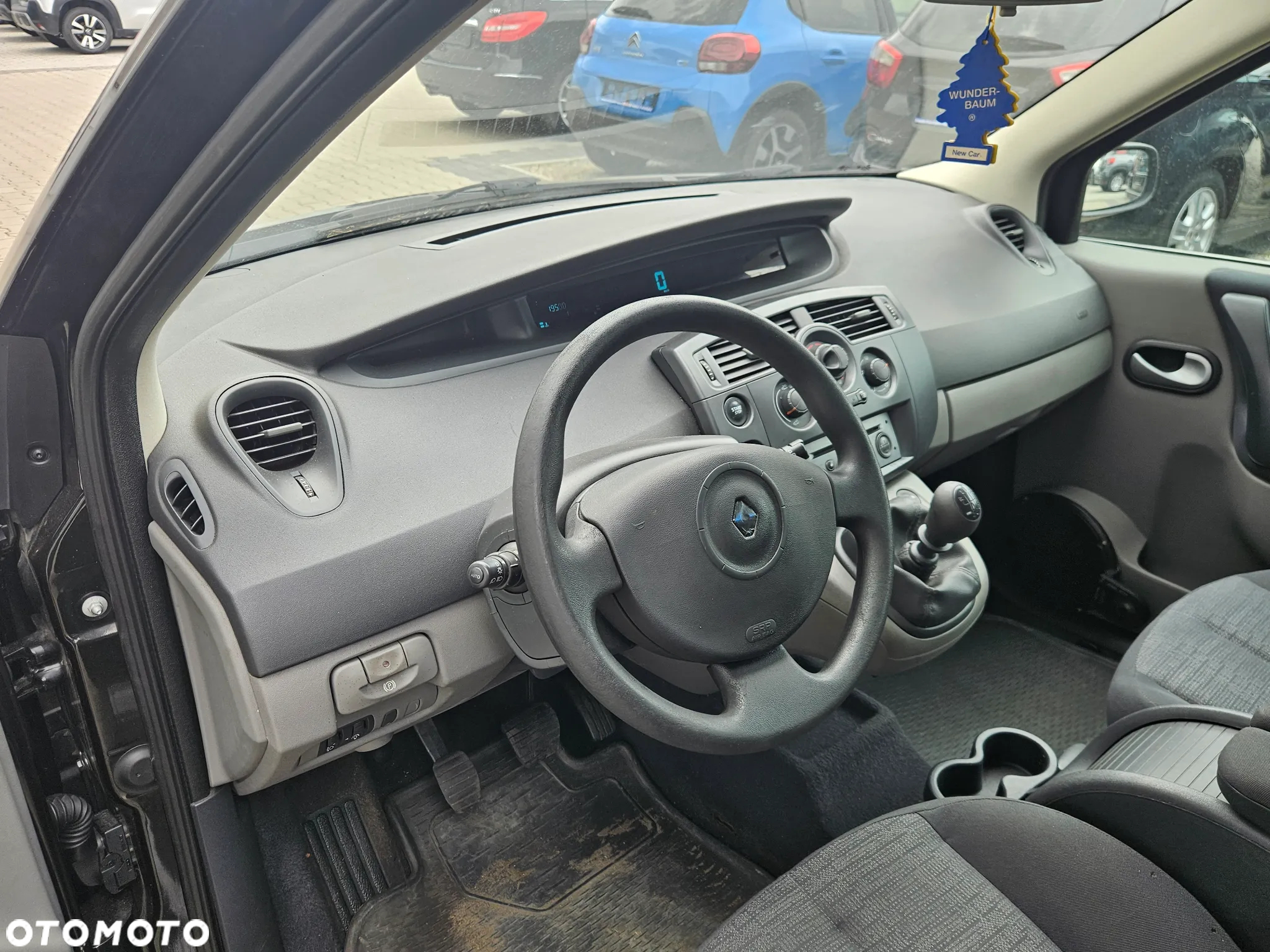 Renault Scenic 1.6 16V 110 Expression - 26