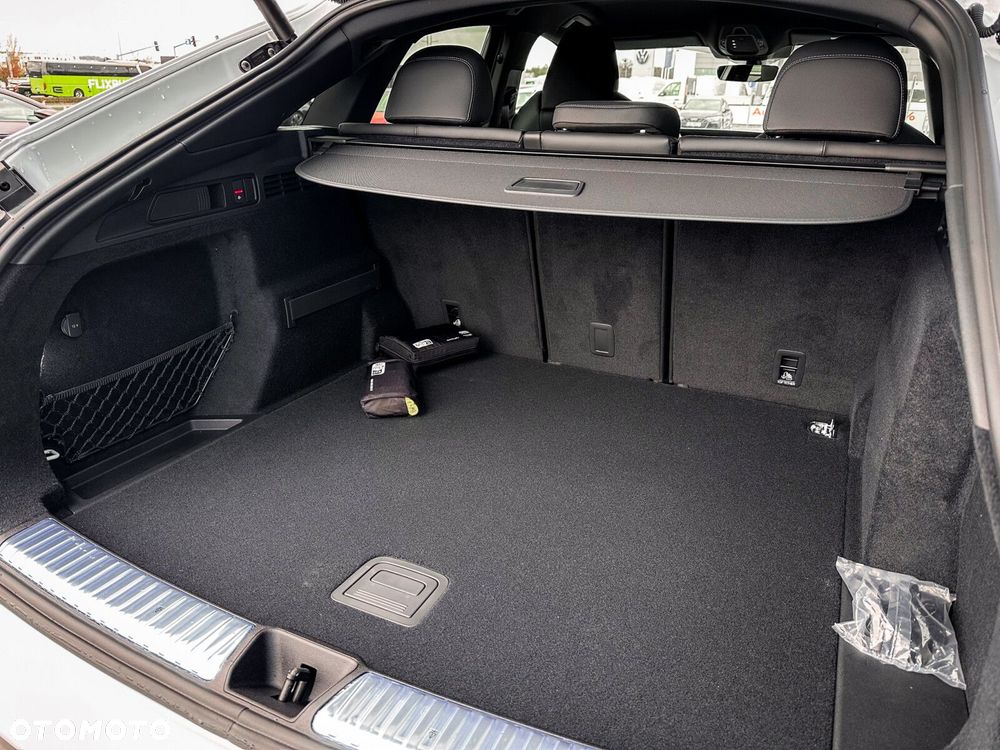 Audi Q5 Sportback - 9