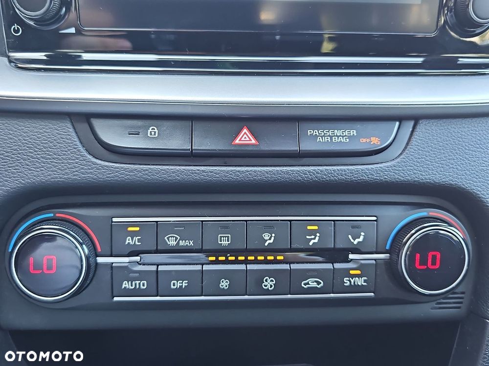 Kia Ceed 1.5 T-GDI M - 23