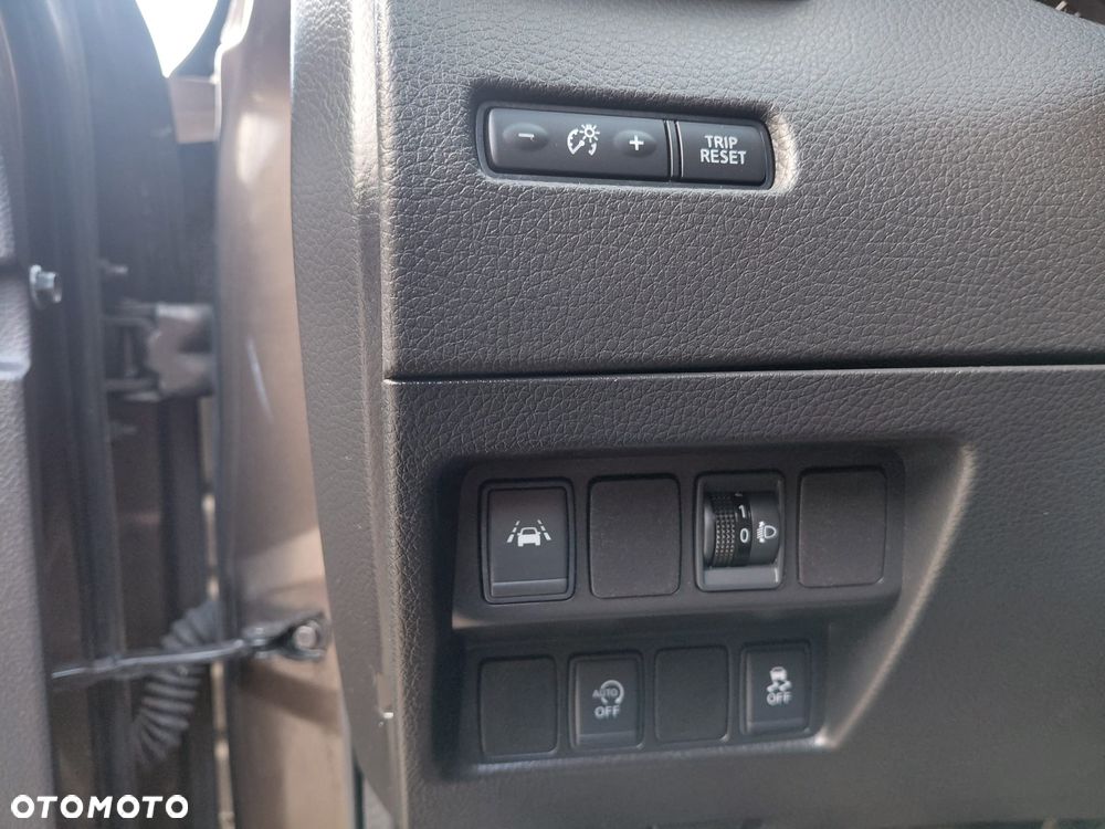 Nissan Qashqai - 11