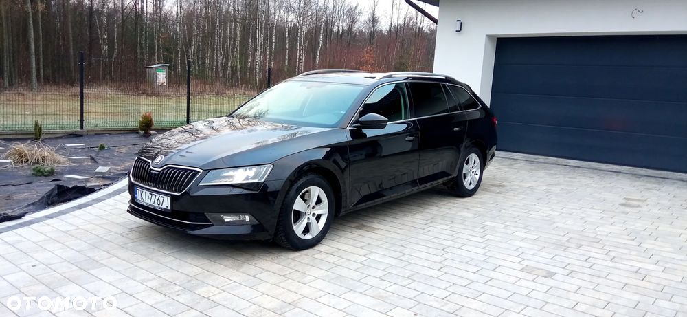 Skoda Superb 2.0 TDI Ambition DSG - 2