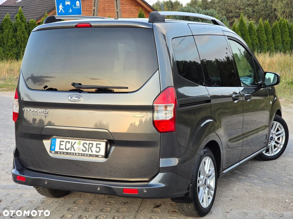 Ford Tourneo Courier 1.0 EcoBoost Titanium - 26