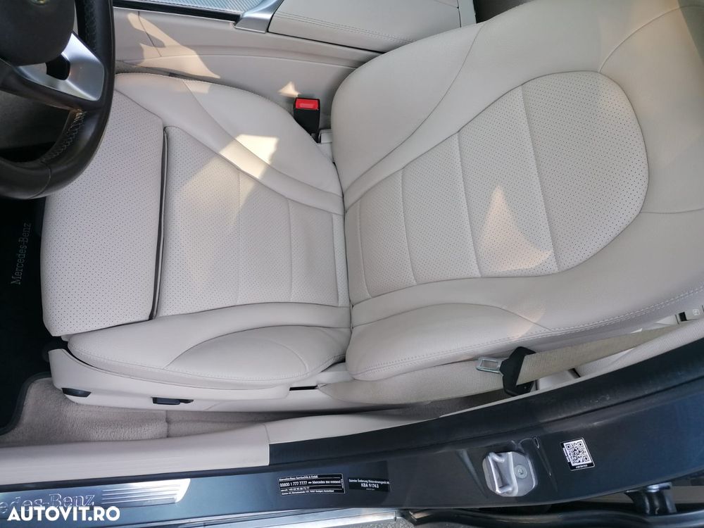 Mercedes-Benz C 220 d 4Matic 9G-TRONIC Exclusive - 38