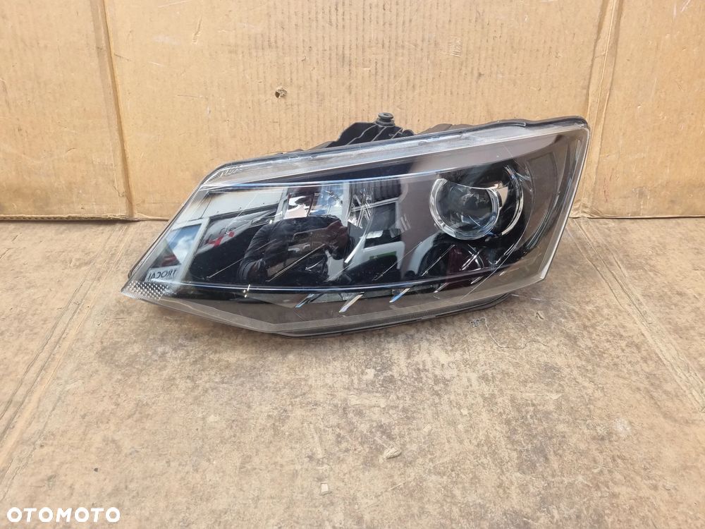 SKODA FABIA III LAMPA PRZEDNIA LEWA