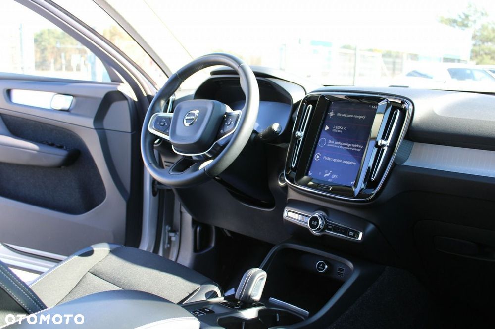 Volvo XC 40 - 29