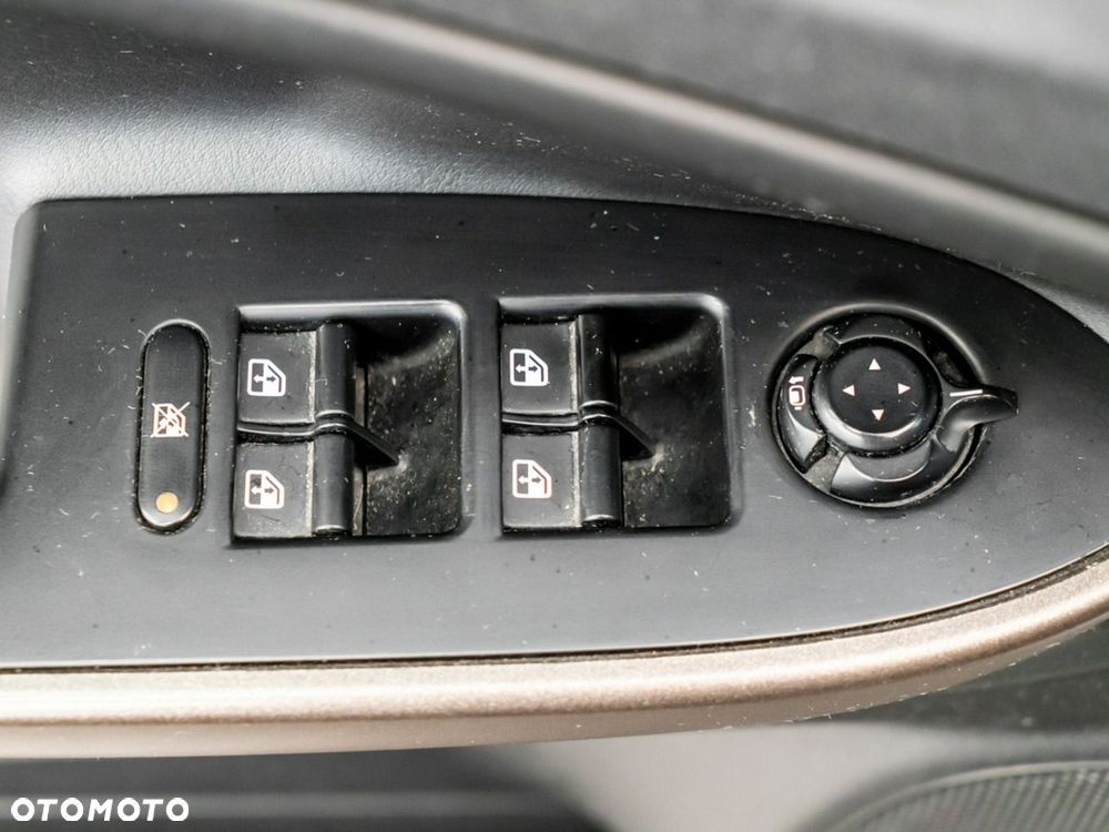 Alfa Romeo Giulietta 1.4 TB MultiAir Exclusive TCT - 14
