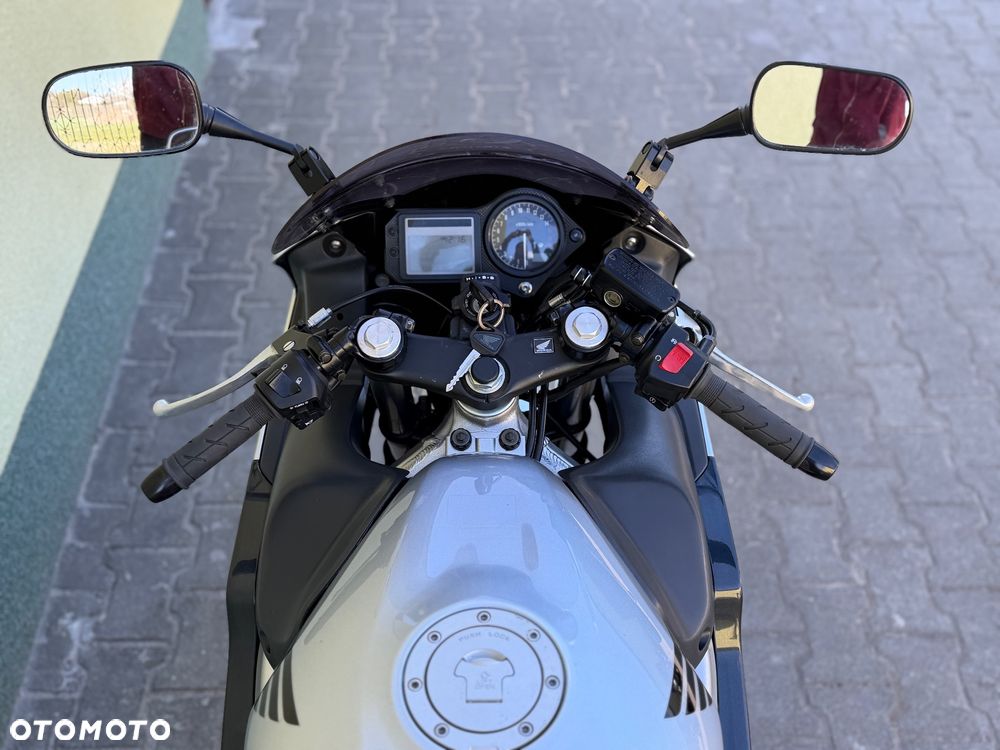 Honda CBR - 18
