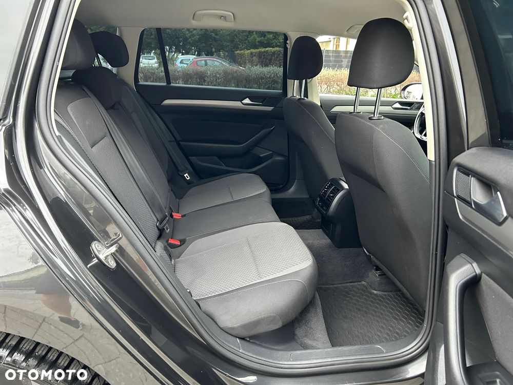 Volkswagen Passat 1.5 TSI EVO Trendline - 20