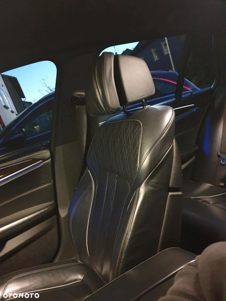 BMW Seria 5 520d - 13