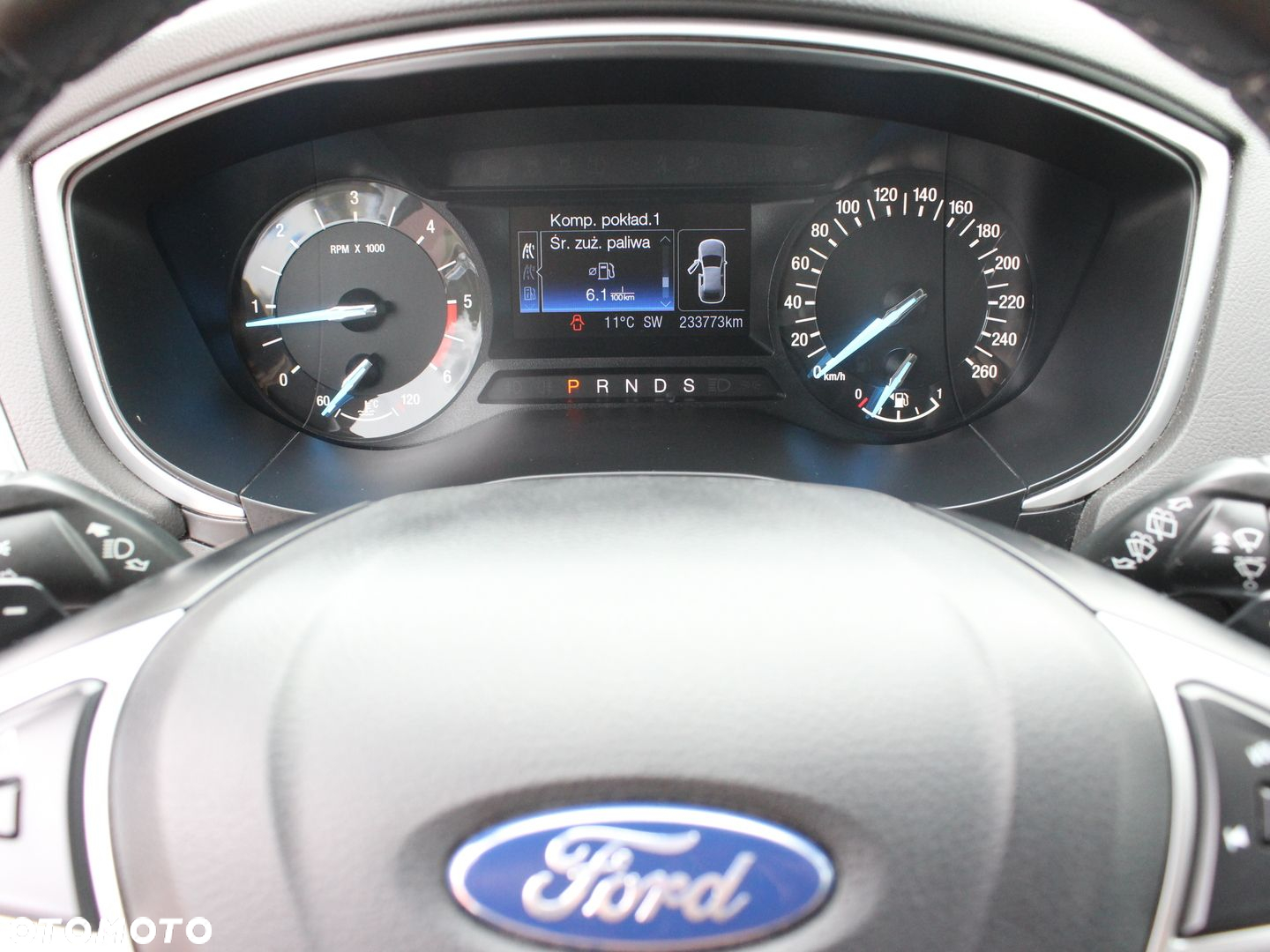 Ford Mondeo 2.0 TDCi Trend PowerShift - 11