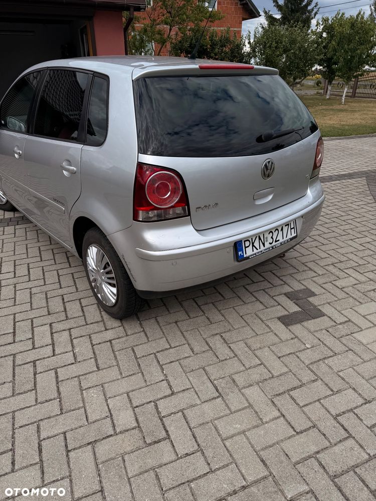 Volkswagen Polo - 2