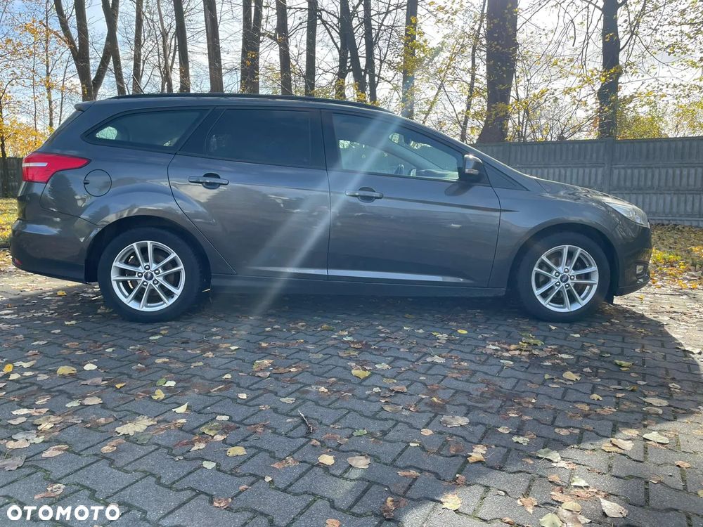 Ford Focus 1.5 TDCi Trend - 6