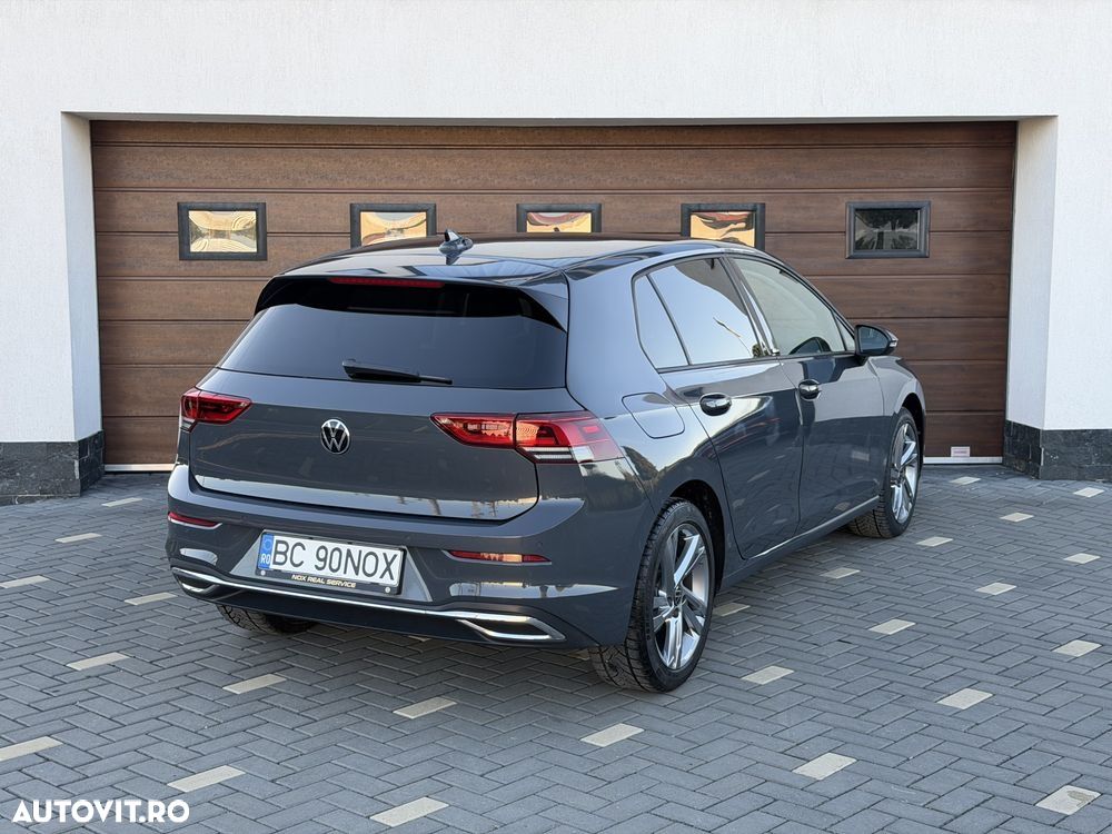 Volkswagen Golf - 4