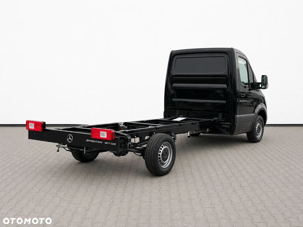 Mercedes-Benz SPrinter - 8