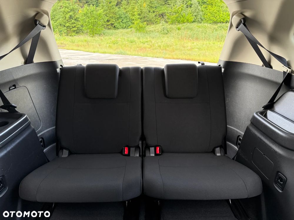 Mitsubishi Outlander - 27