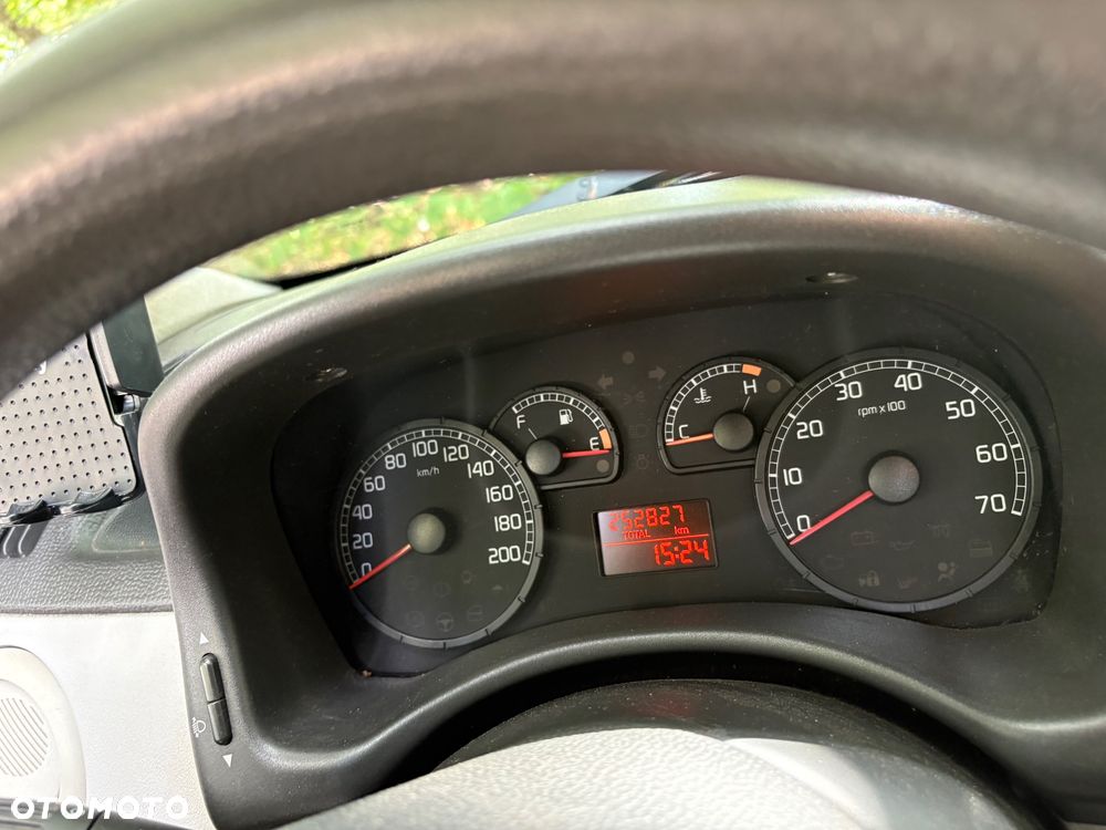 Fiat Punto 1.2 8V Dynamic - 9
