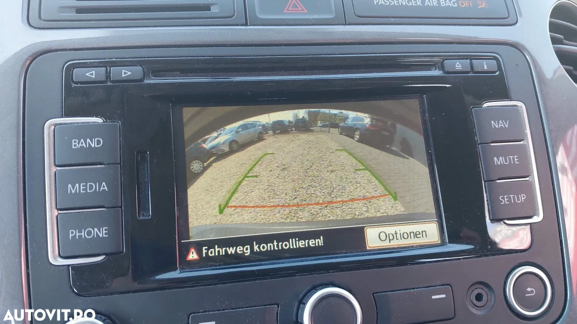 Volkswagen Tiguan - 12