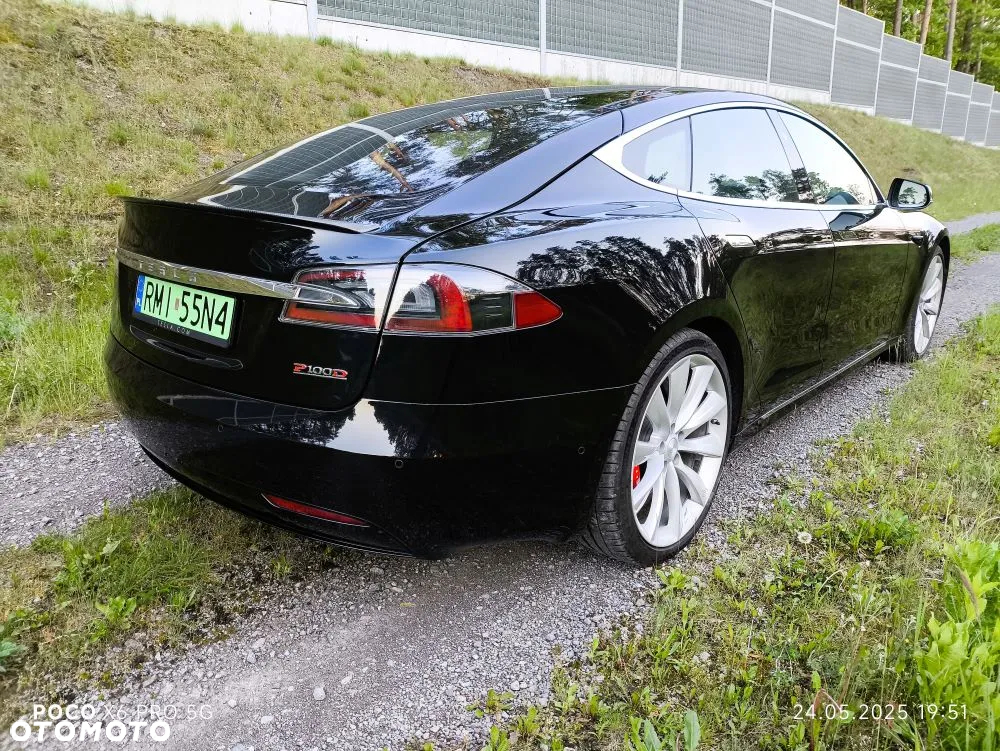 Tesla Model S Performance - 8
