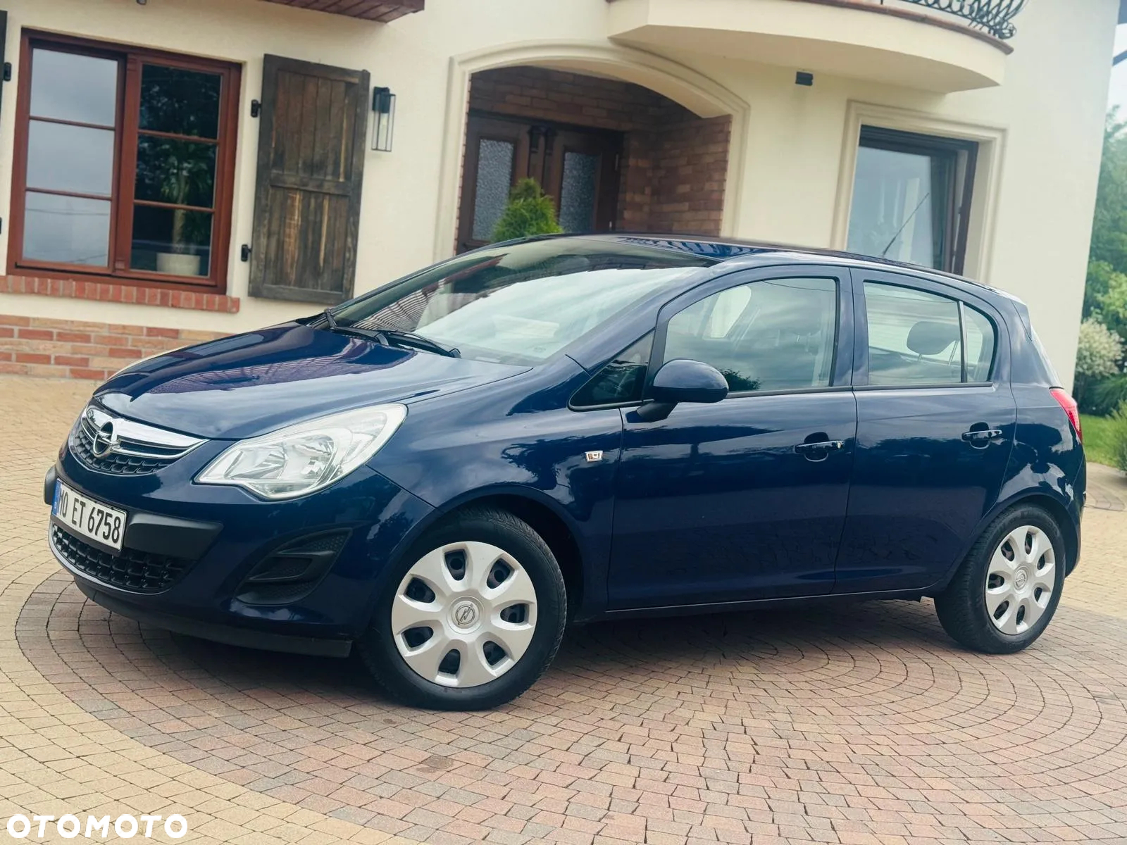 Opel Corsa 1.2 16V Enjoy - 12