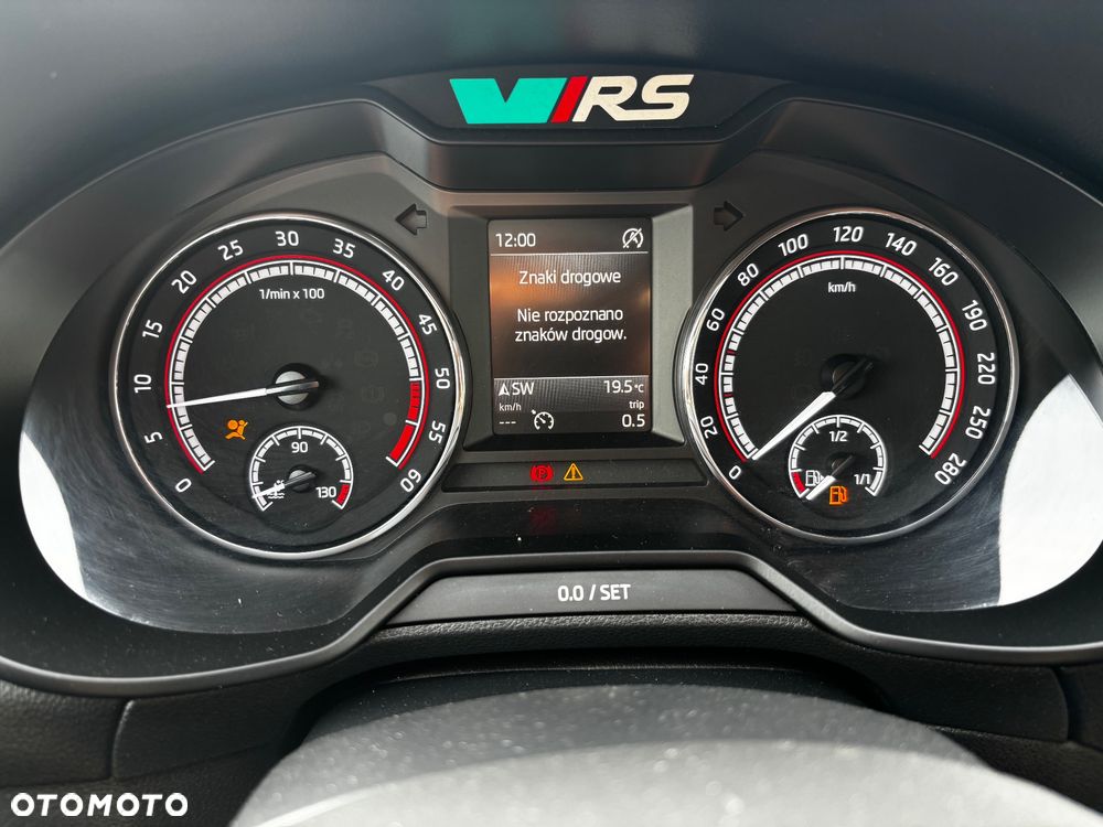 Skoda Octavia 2.0 TDI (Green tec) RS - 31
