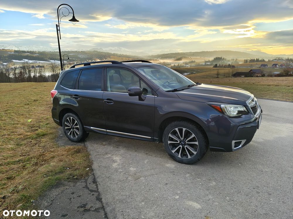 Subaru Forester 2.0 XT Platinum Lineartronic - 17