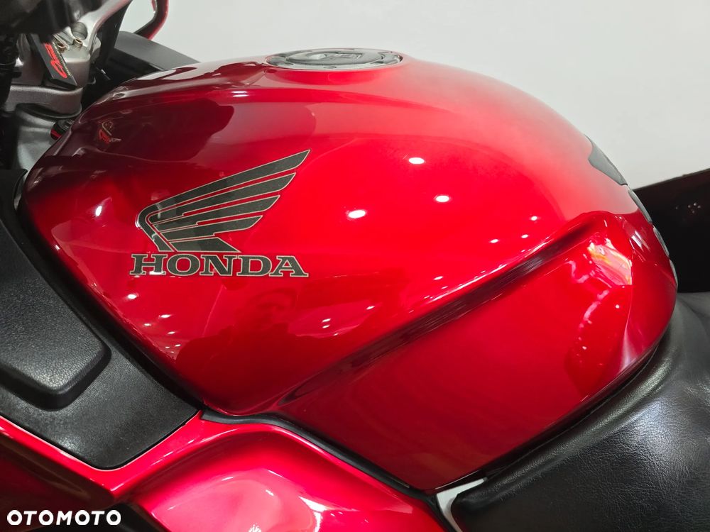 Honda ST - 23
