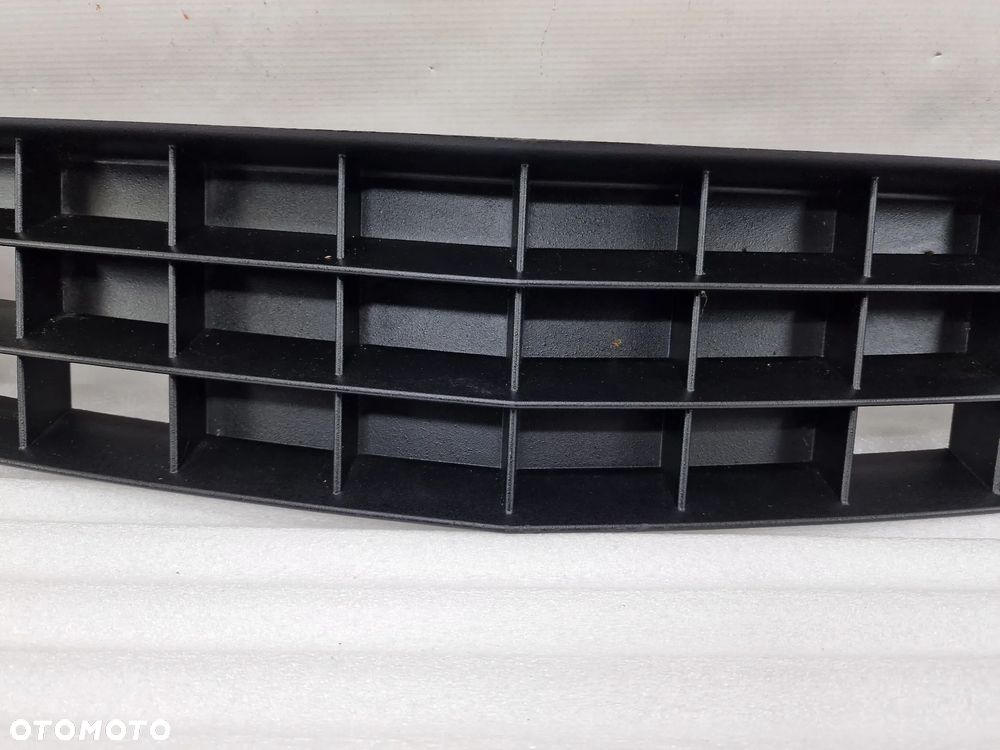 OPEL ANTARA 07- IRMSCHER ATRAPA / GRILL , NR 0075601052 , NR AUKCJI K103 - 3