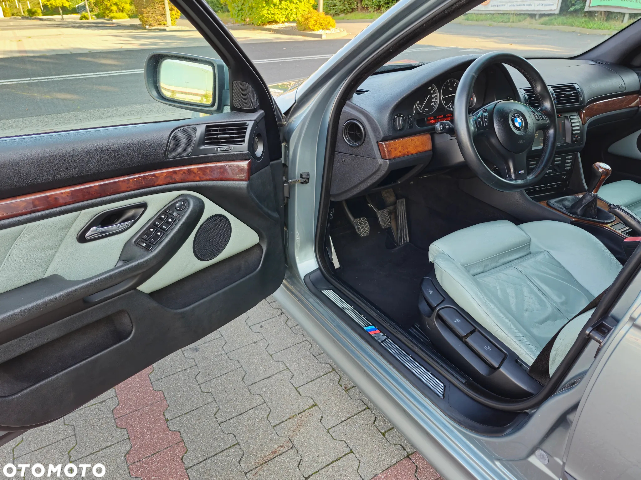 BMW Seria 5 530d Touring Edition Sport - 27