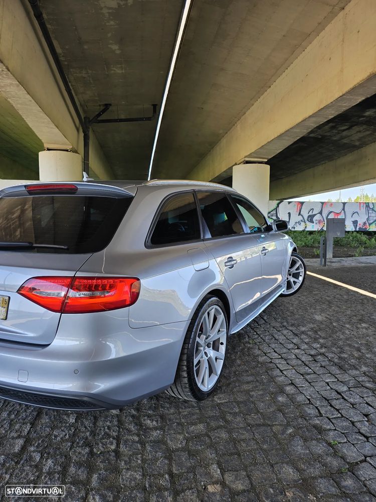 Audi A4 2.0 TDI multitronic S-line - 16