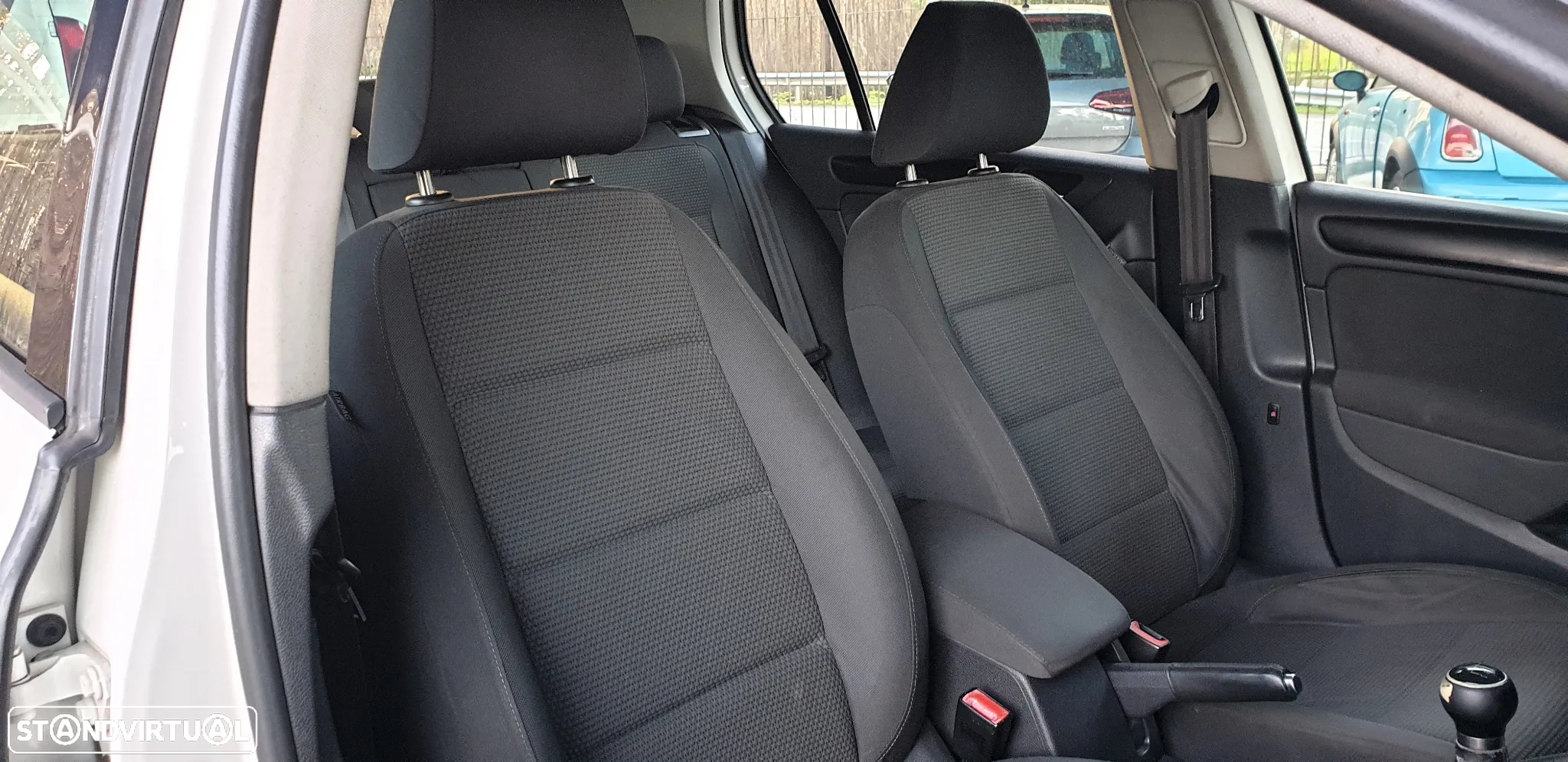 VW Golf 1.6 TDi Edition - 13