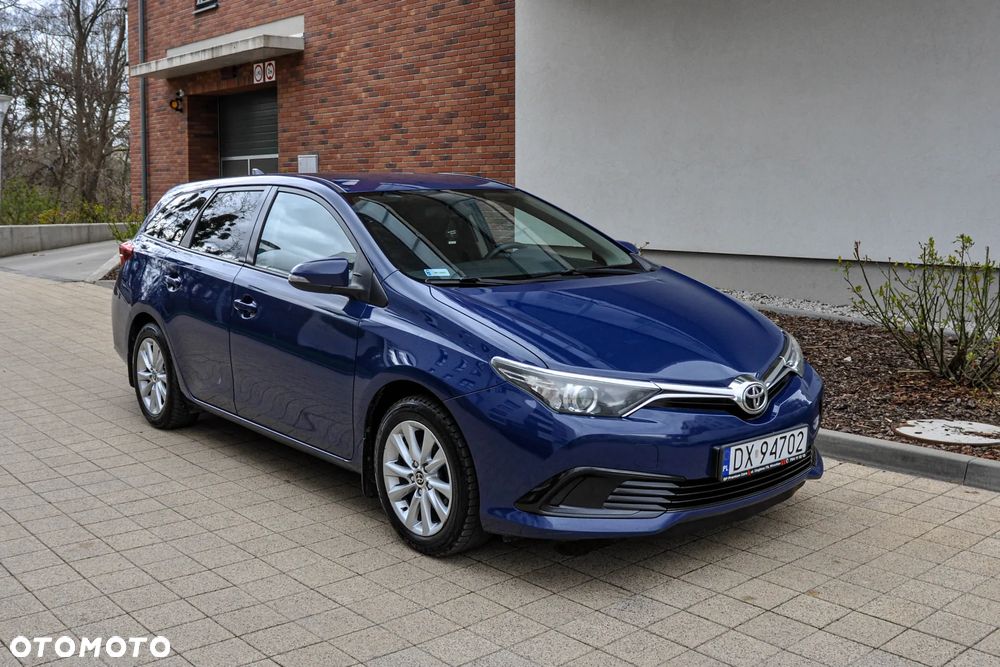 Toyota Auris - 6