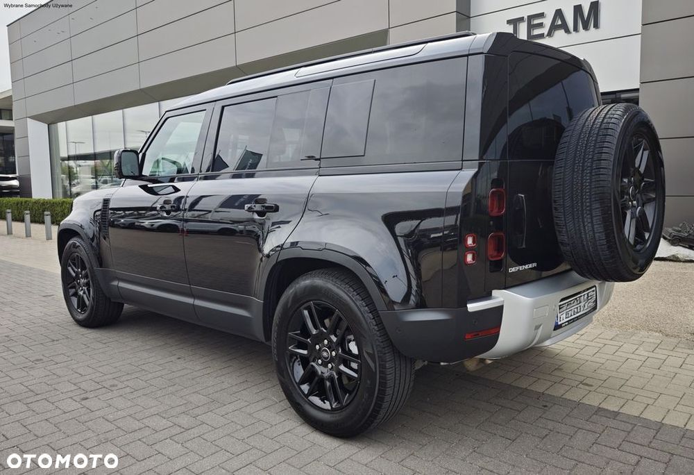 Land Rover Defender - 8