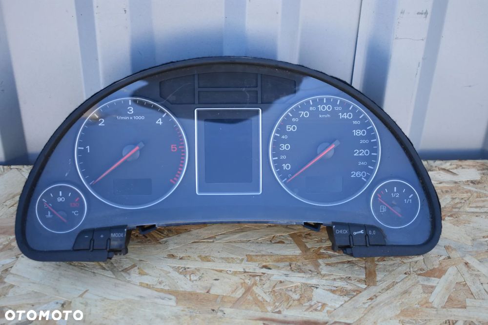 LICZNIK AUDI A4 B6 2.5TDI BFC 8E0920900K - 1