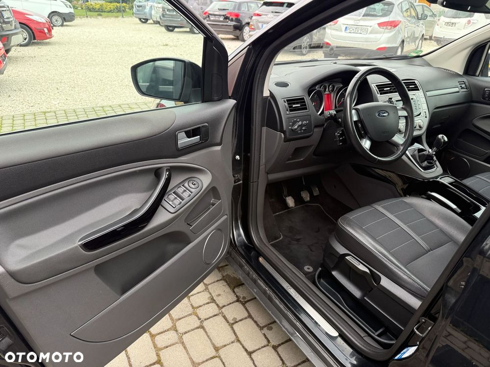 Ford Kuga 2.0 TDCi 4x4 Titanium - 7