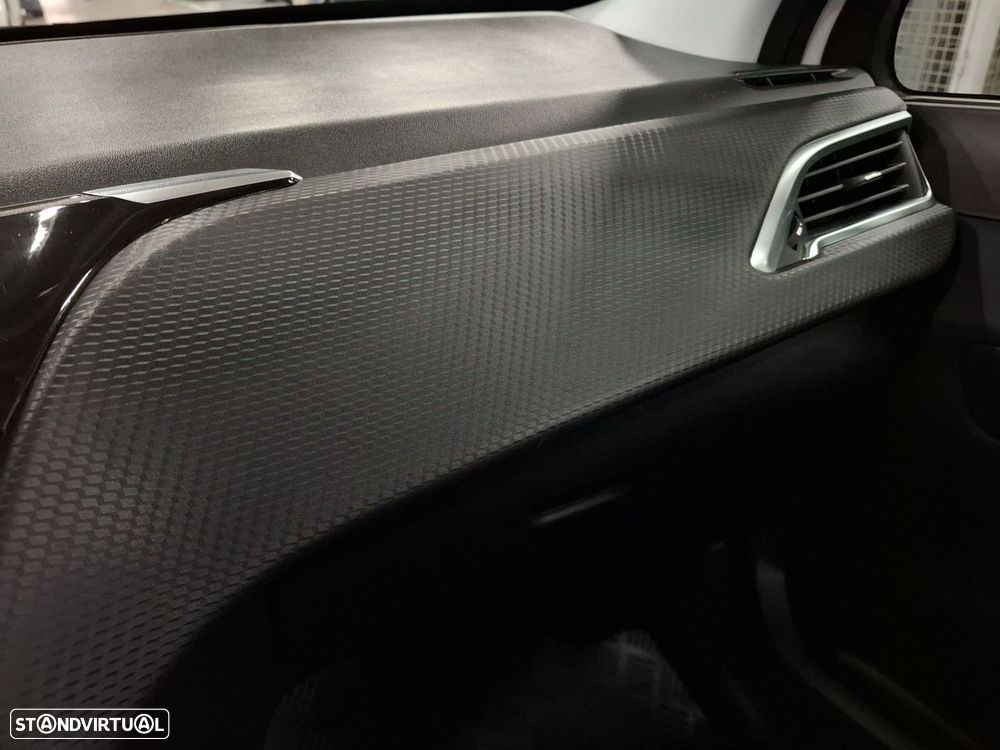 Peugeot 208 1.2 PureTech Signature - 22