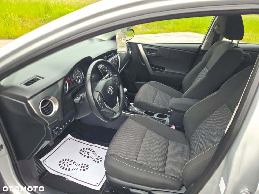 Toyota Auris 1.6 Valvematic Life - 13